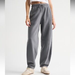 Abercrombie & Fitch Charcoal barrel sweatpants